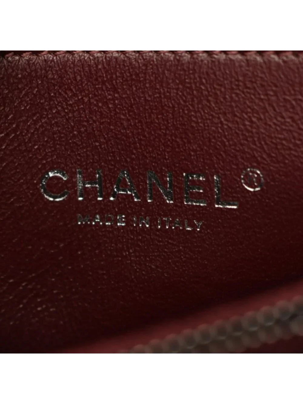 Chanel slight signs